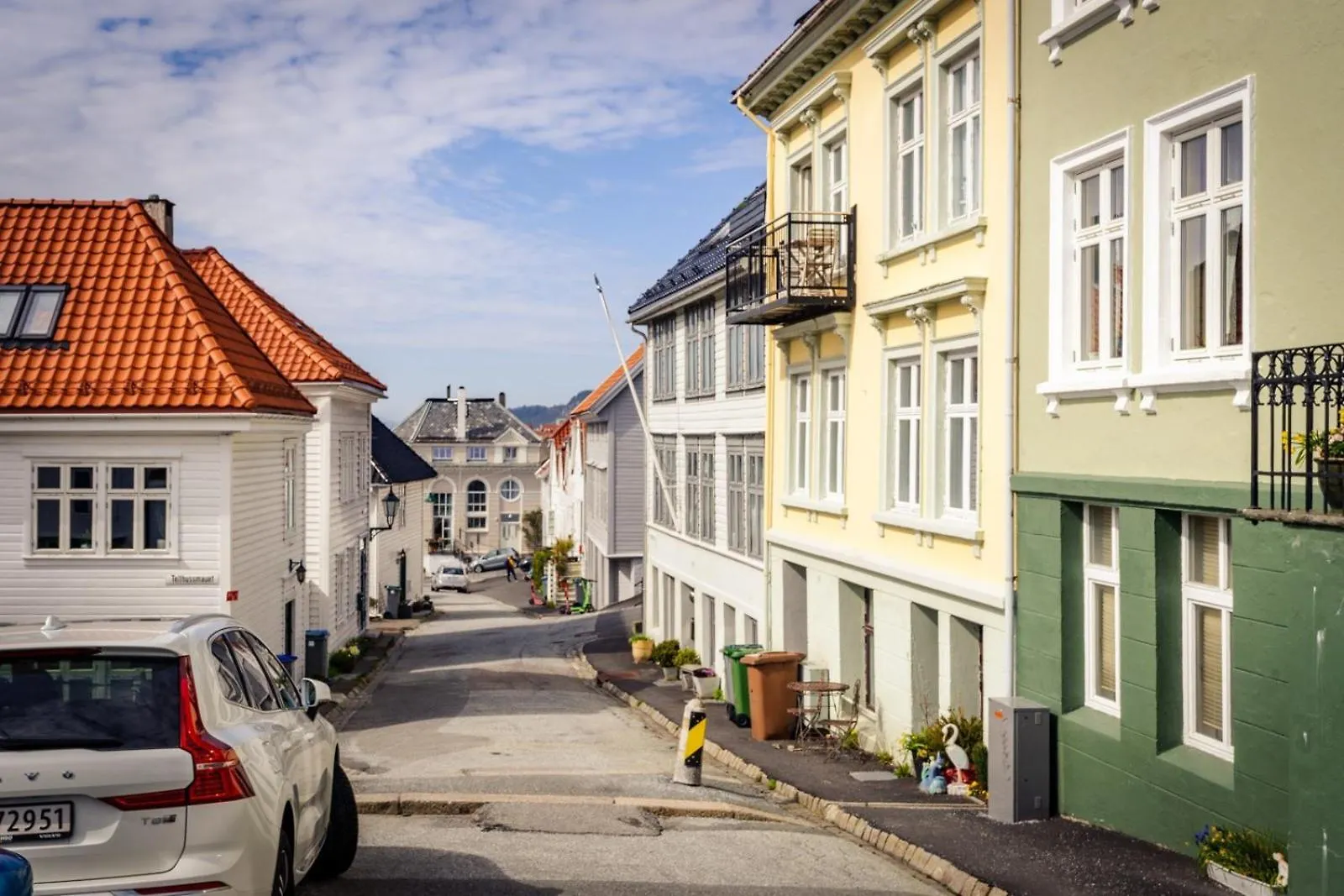 Dinbnb Apartments I On Top Of The City I 400M To Bryggen And Floibanen Bergen 0*,