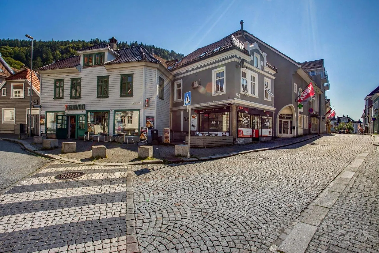 Dinbnb Apartments I On Top Of The City I 400M To Bryggen And Floibanen Bergen